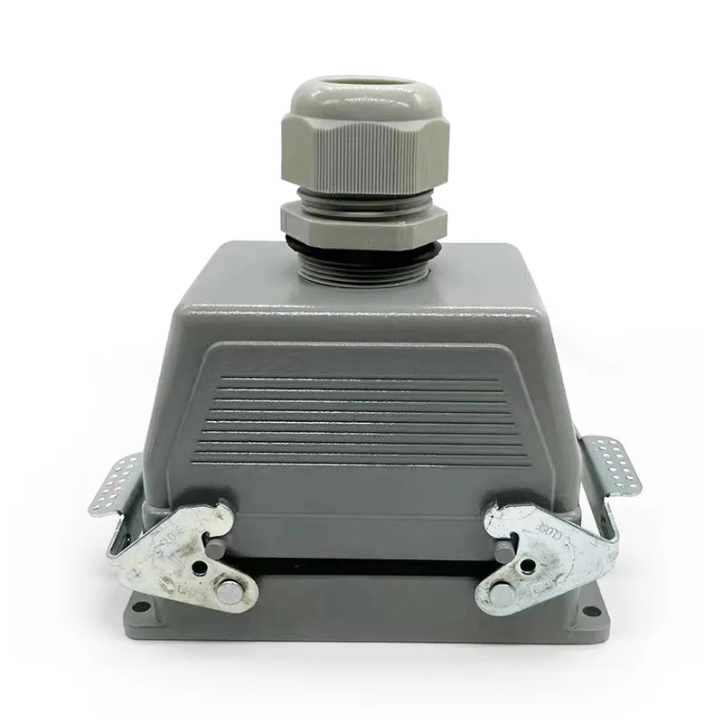 32 pin TG raskeveokite pistikud